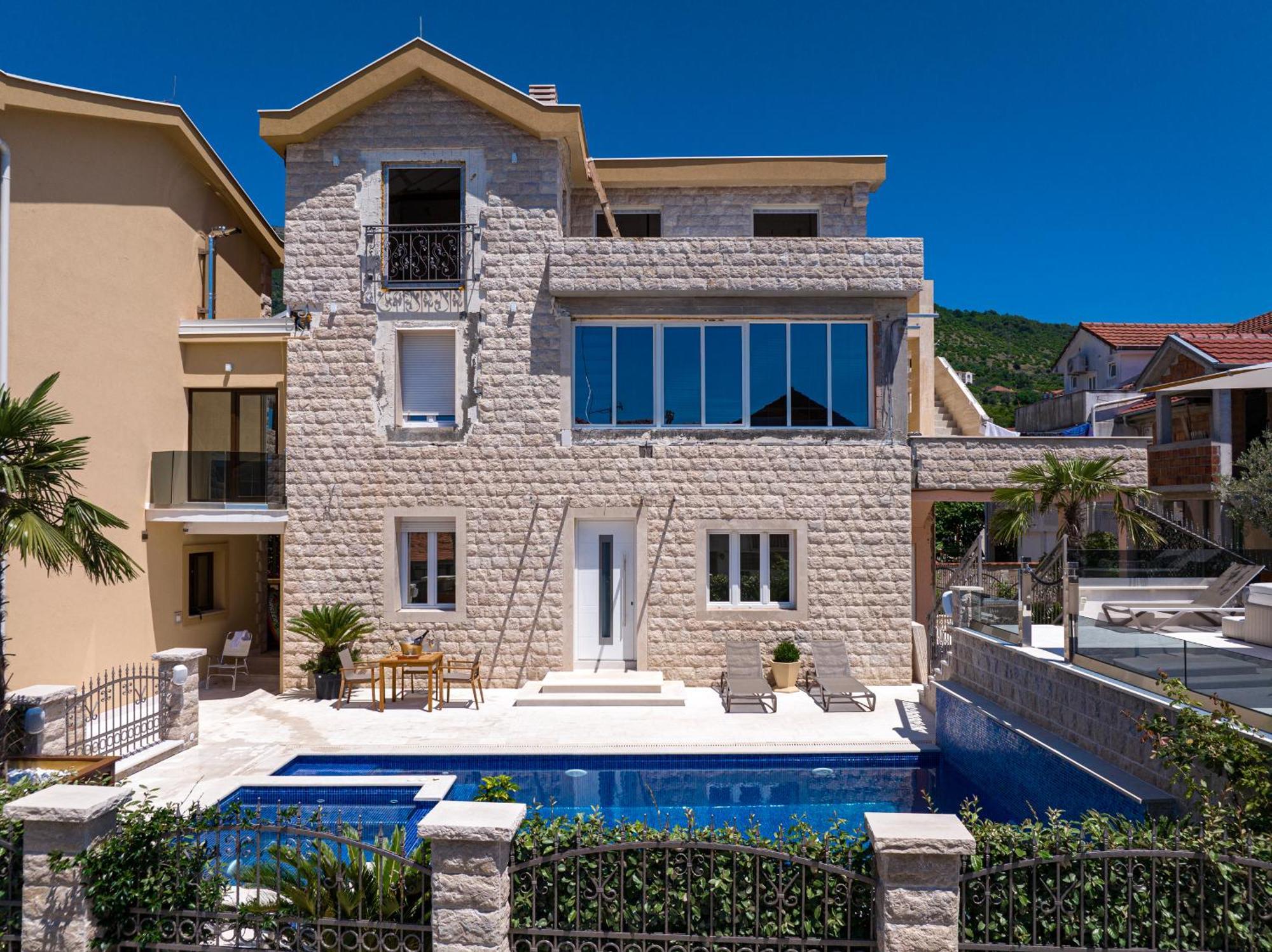 Raicevic Residence Tivat Eksteriør bilde